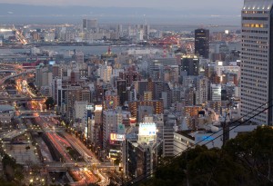 Twilight_view_of_Kobe,_from_a_point_near_Shin-Kobe_station